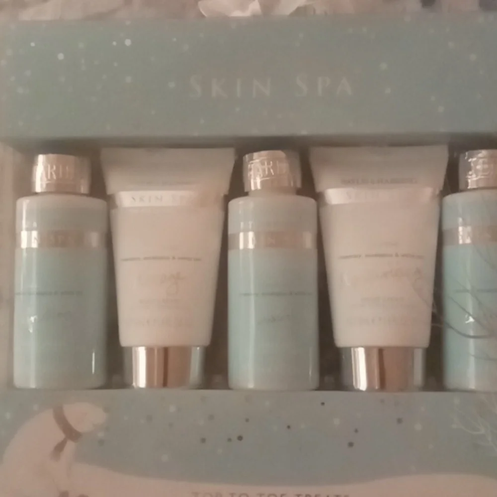 Baylis & Harding Skin Spa Kit